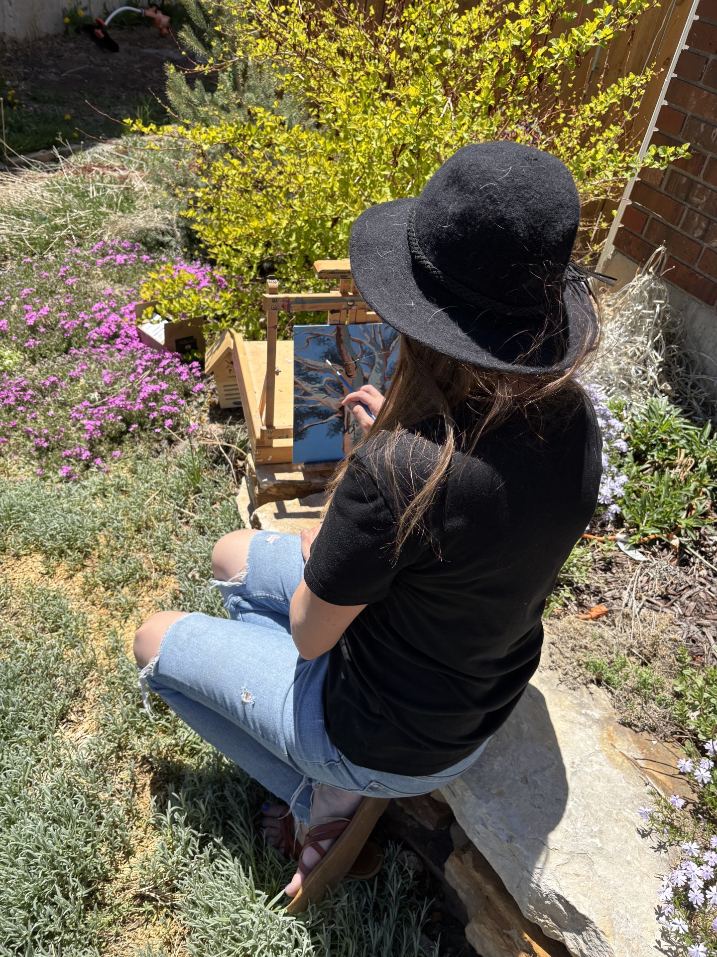 Novak_Painting in the Garden
